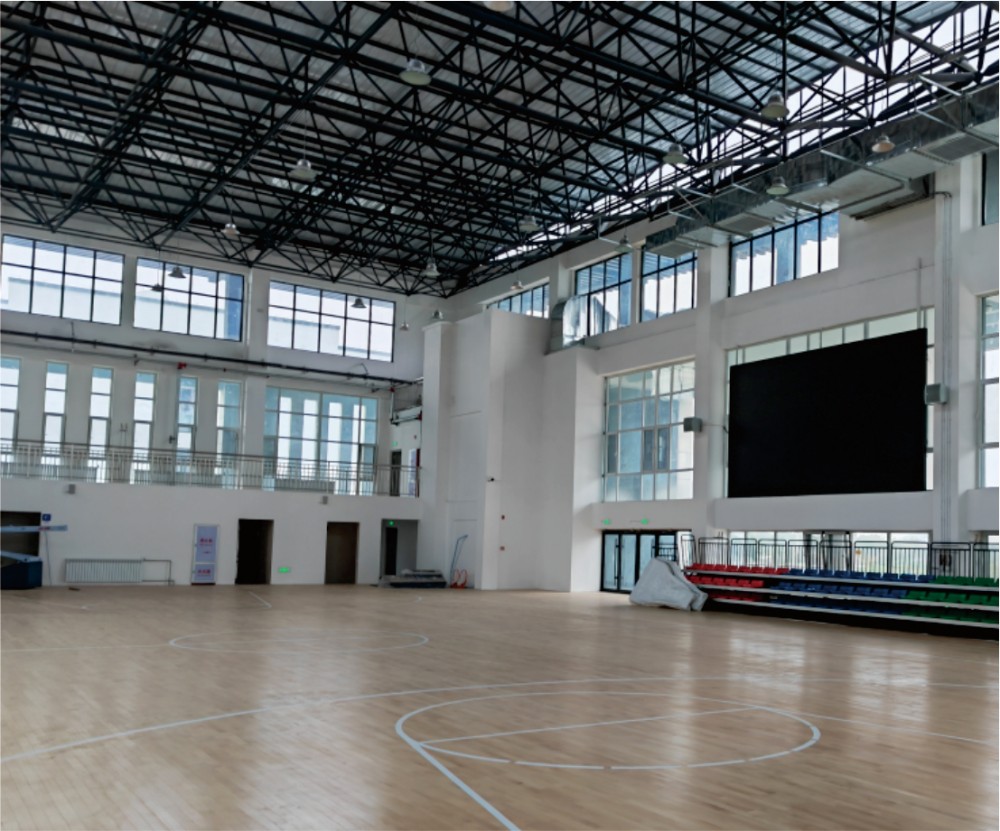 Баскетбольный зал начальной школы