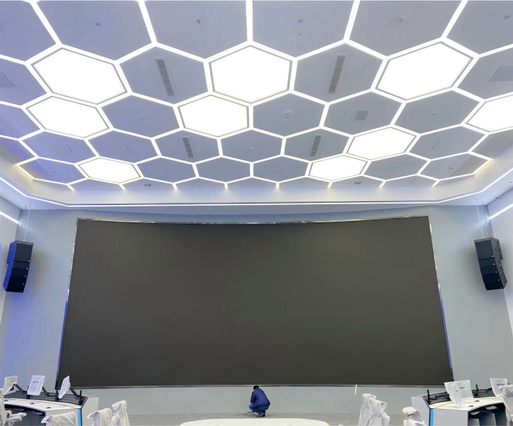 Командный зал Политико-юридической комиссии