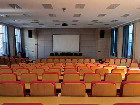 Университет для рабочих и служащих нефтяного месторождения «Шэнли»